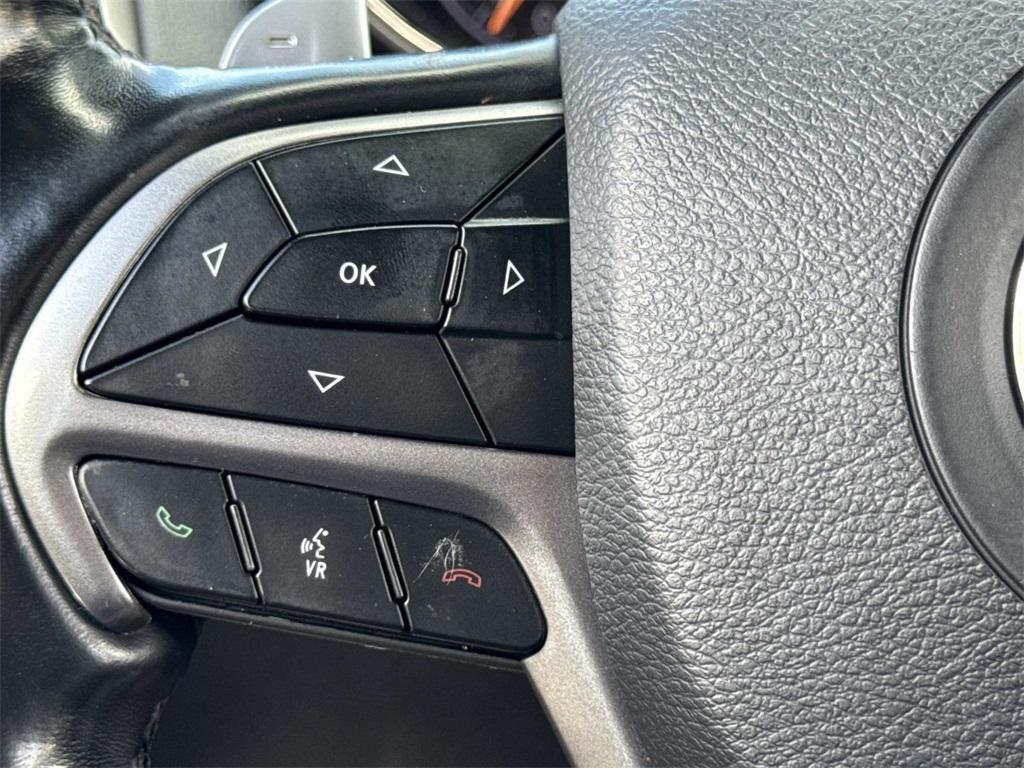 used 2020 Jeep Grand Cherokee car, priced at $21,794