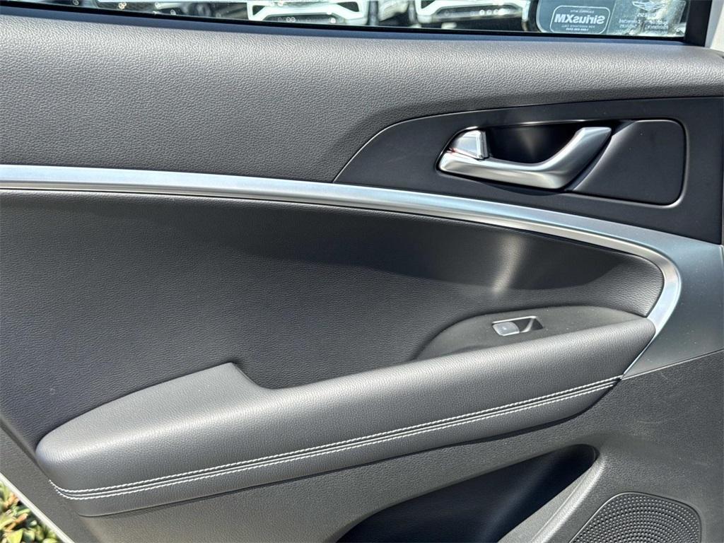 new 2026 Genesis G70 car, priced at $44,740