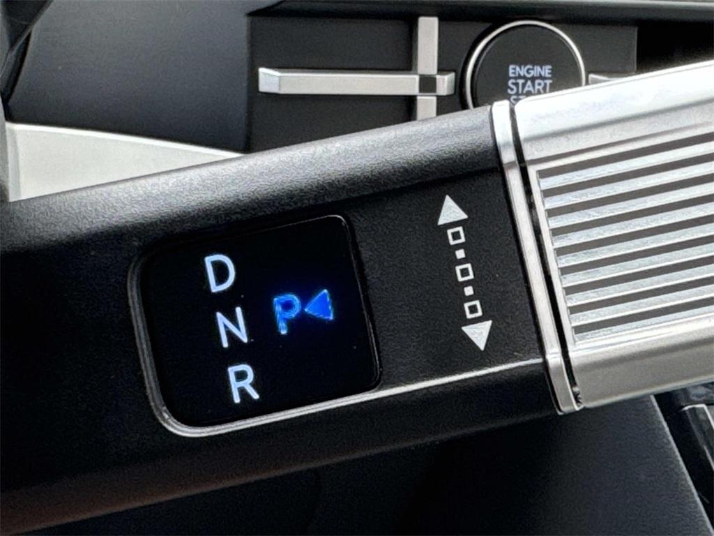 used 2024 Hyundai Santa Fe car, priced at $37,292