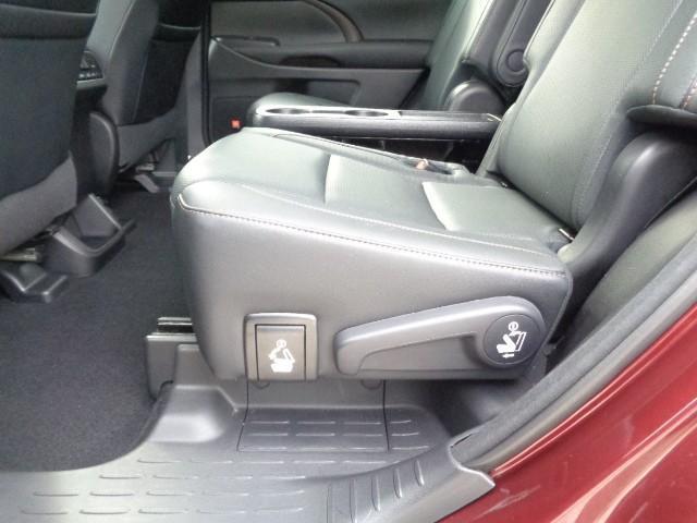 used 2017 Toyota Highlander Hybrid car, priced at $25,995