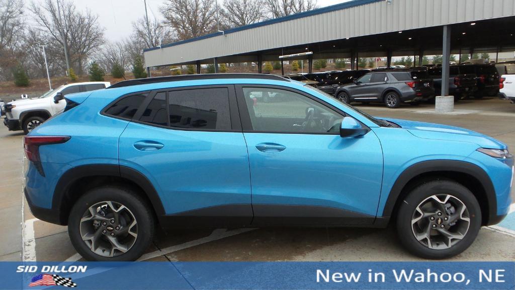 new 2025 Chevrolet Trax car, priced at $25,602