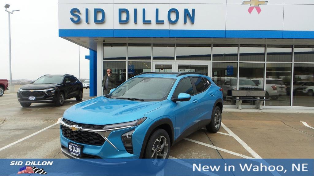 new 2025 Chevrolet Trax car, priced at $25,602