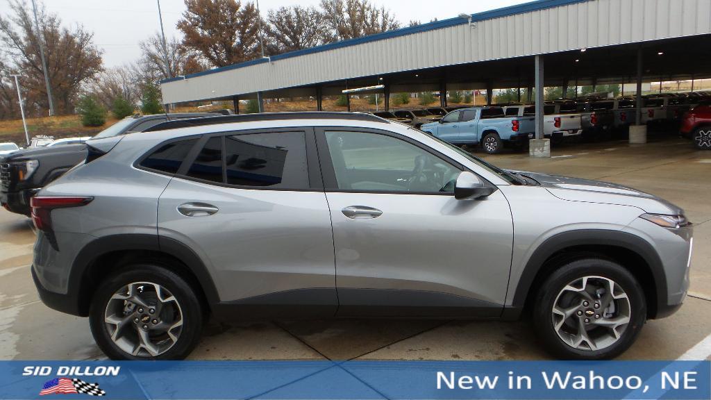 new 2026 Chevrolet Trax car, priced at $25,885