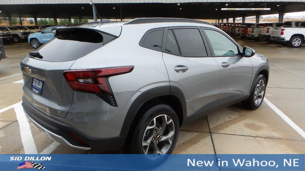 new 2026 Chevrolet Trax car, priced at $25,885