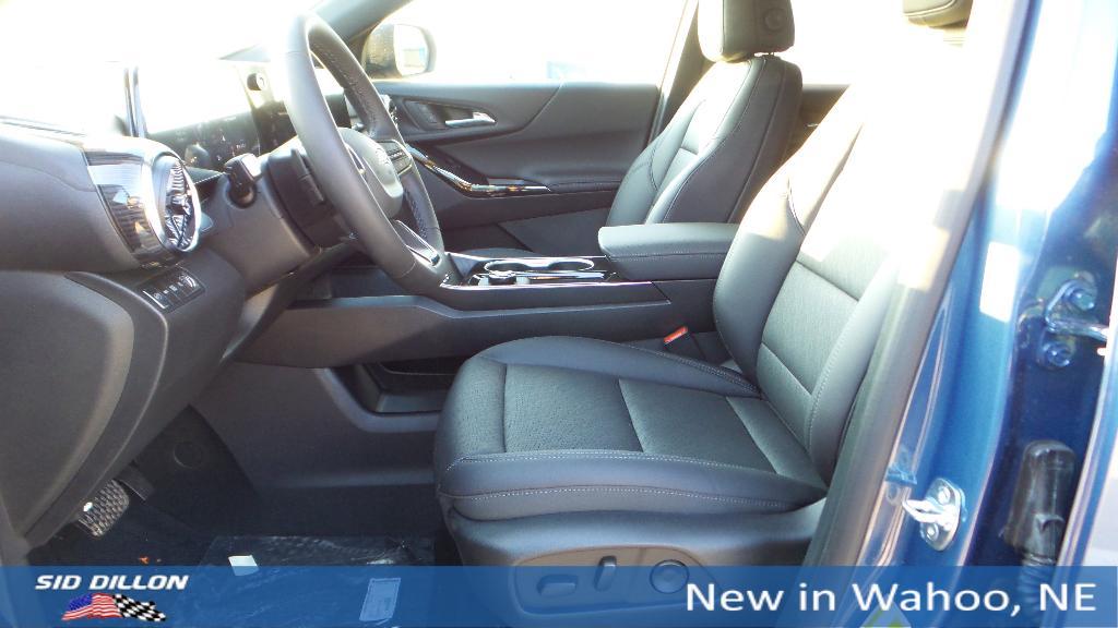 new 2026 Chevrolet Equinox car, priced at $36,190