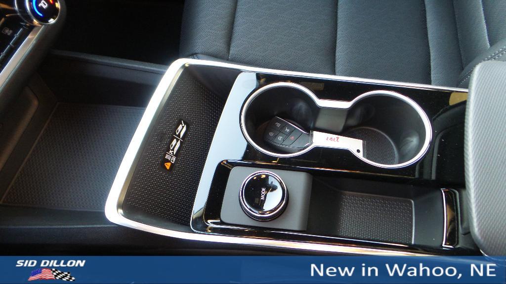 new 2026 Chevrolet Equinox car, priced at $36,190