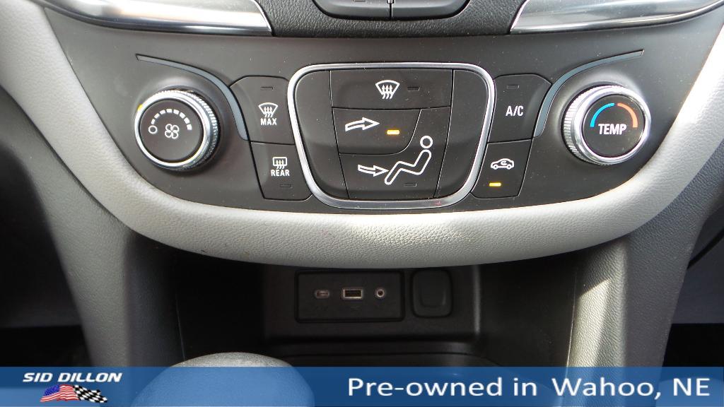 used 2022 Chevrolet Equinox car, priced at $18,411
