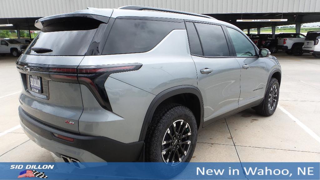 new 2025 Chevrolet Traverse car, priced at $52,659