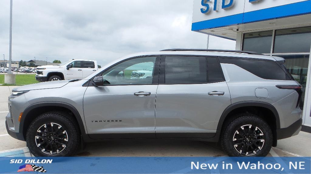 new 2025 Chevrolet Traverse car, priced at $52,659