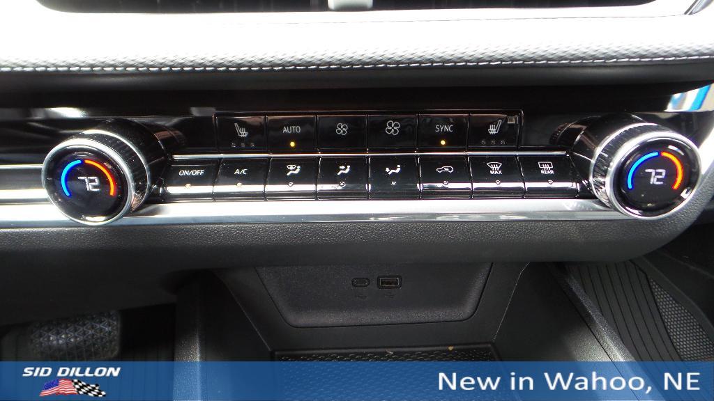 new 2026 Chevrolet Equinox car, priced at $34,865