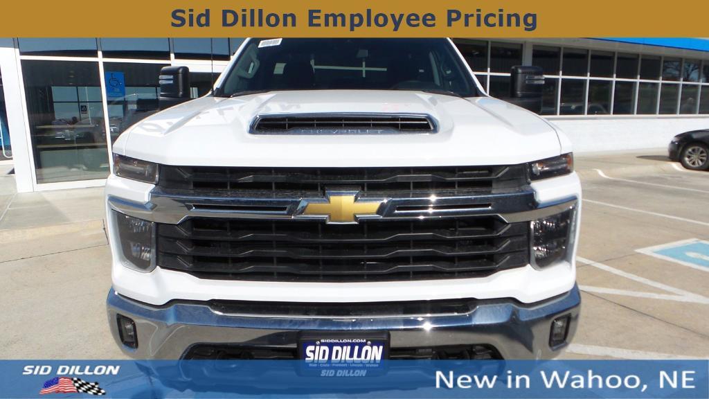 new 2025 Chevrolet Silverado 2500 car, priced at $60,668