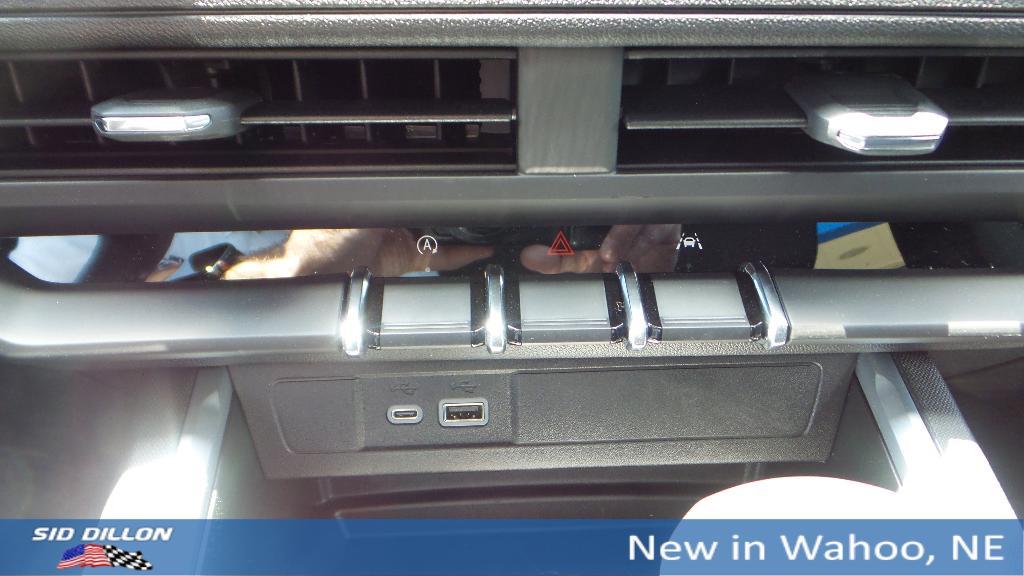 new 2025 Chevrolet Colorado car, priced at $45,940