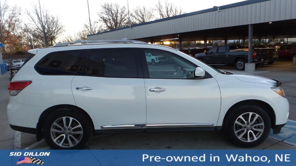 used 2014 Nissan Pathfinder car, priced at $10,992