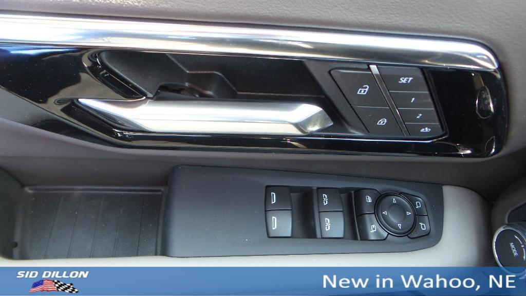 new 2025 Chevrolet Suburban car, priced at $74,648