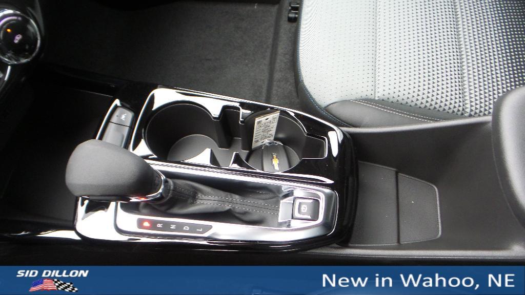 new 2026 Chevrolet Trax car, priced at $25,885