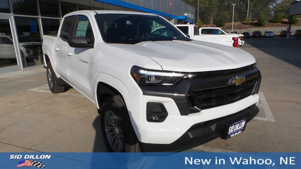 new 2024 Chevrolet Colorado car, priced at $43,915