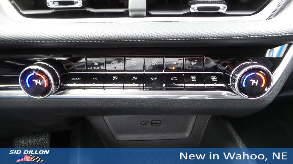 new 2025 Chevrolet Equinox car, priced at $35,535