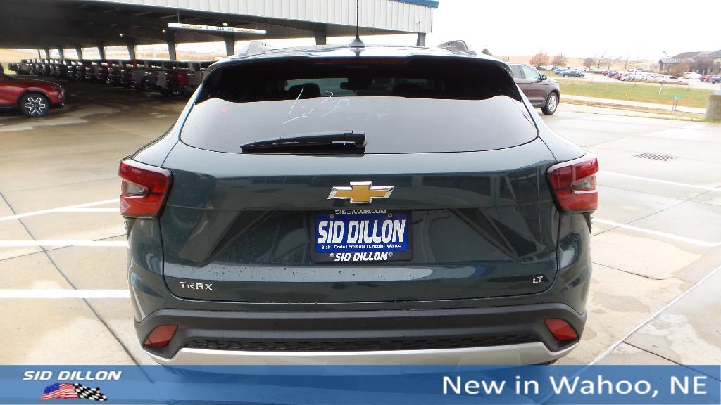 new 2026 Chevrolet Trax car, priced at $25,885
