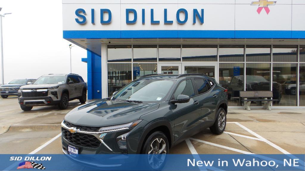 new 2026 Chevrolet Trax car, priced at $25,885