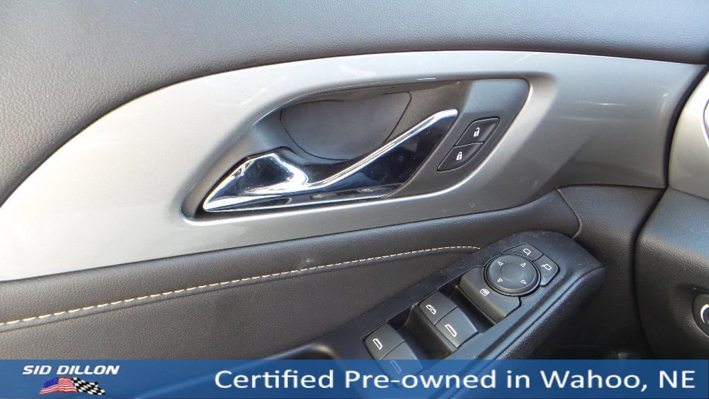 used 2023 Chevrolet Traverse car, priced at $37,861