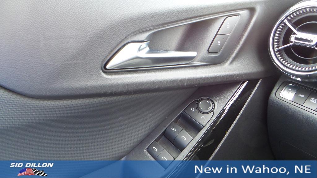 new 2026 Chevrolet Equinox car, priced at $35,590