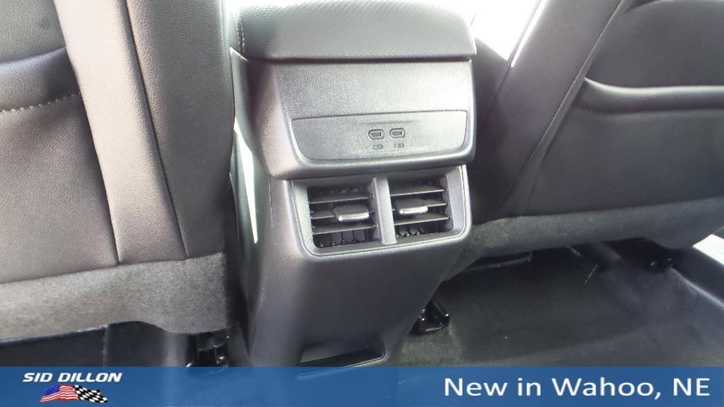 new 2026 Chevrolet Equinox car, priced at $35,590