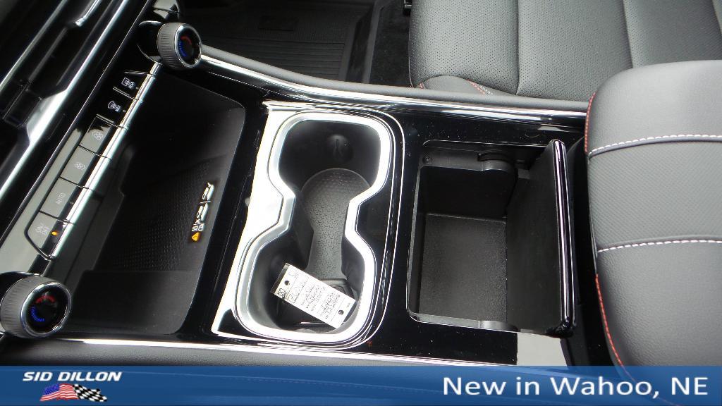new 2026 Chevrolet Traverse car, priced at $53,945
