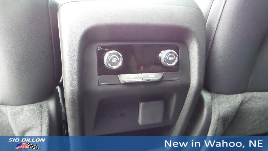 new 2026 Chevrolet Traverse car, priced at $53,945