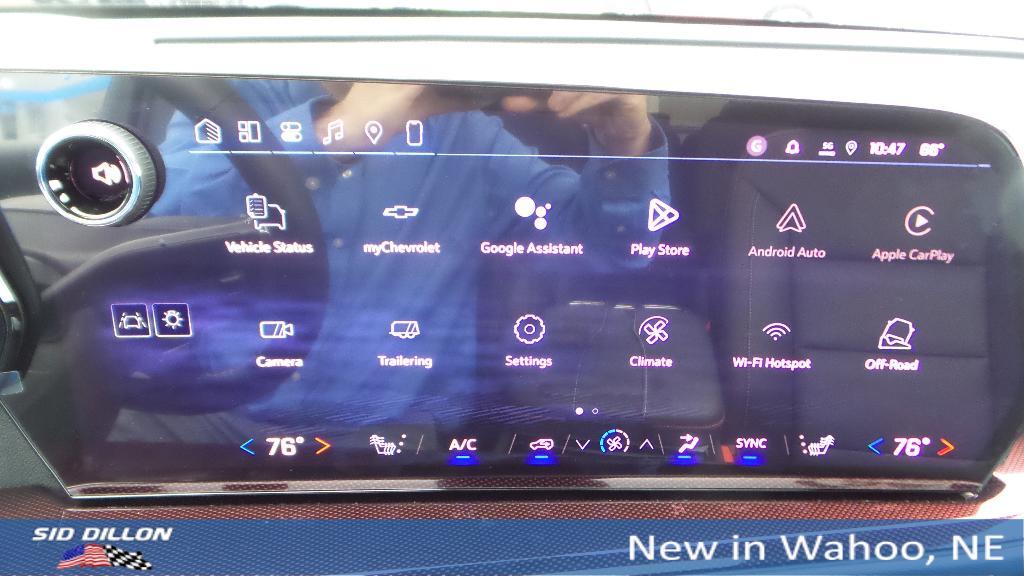 new 2026 Chevrolet Traverse car, priced at $53,945
