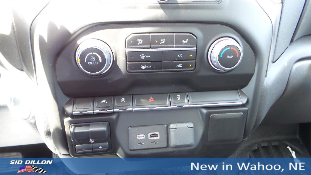 new 2025 Chevrolet Silverado 1500 car, priced at $42,675