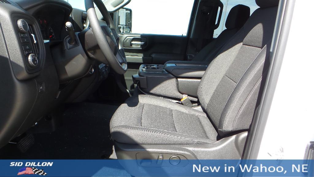 new 2025 Chevrolet Silverado 2500 car, priced at $57,500
