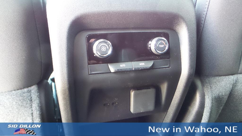new 2025 Chevrolet Traverse car, priced at $45,149