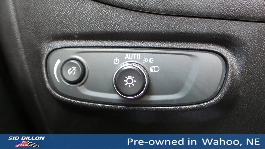 used 2022 Chevrolet Equinox car, priced at $19,281