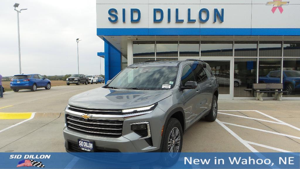 new 2026 Chevrolet Traverse car, priced at $43,198