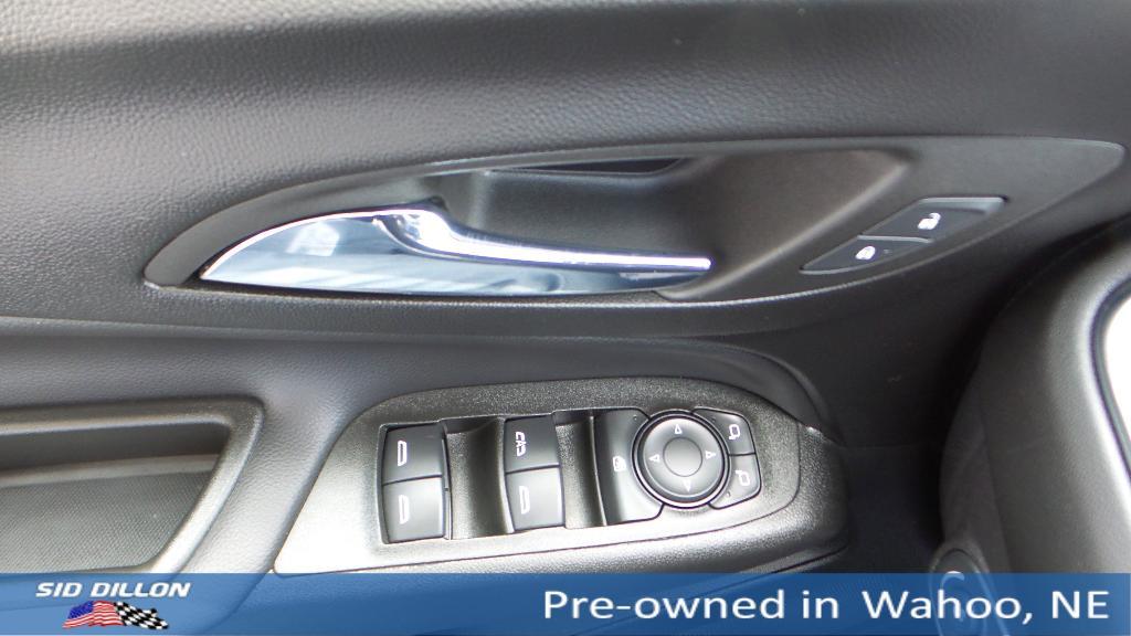 used 2022 Chevrolet Equinox car, priced at $25,791