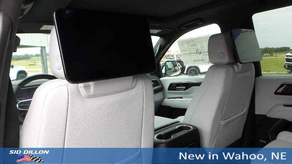 new 2025 Chevrolet Tahoe car, priced at $93,270