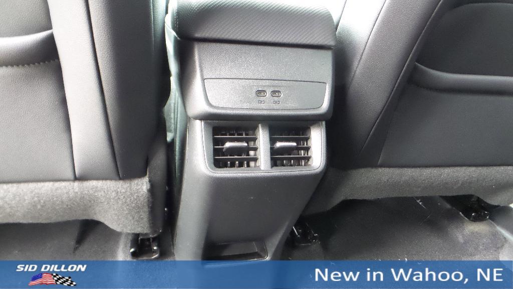 new 2026 Chevrolet Equinox car, priced at $35,590