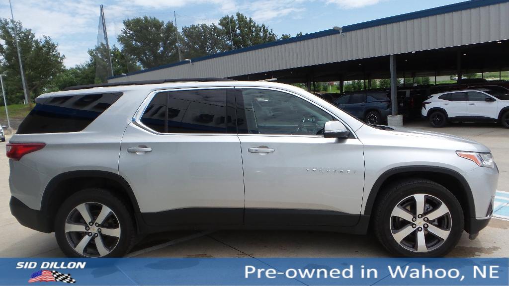 used 2021 Chevrolet Traverse car, priced at $28,991