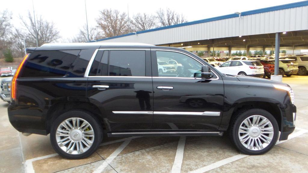 used 2018 Cadillac Escalade car, priced at $35,991