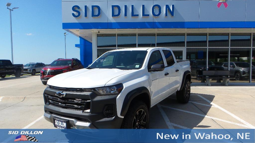 new 2025 Chevrolet Colorado car, priced at $46,445