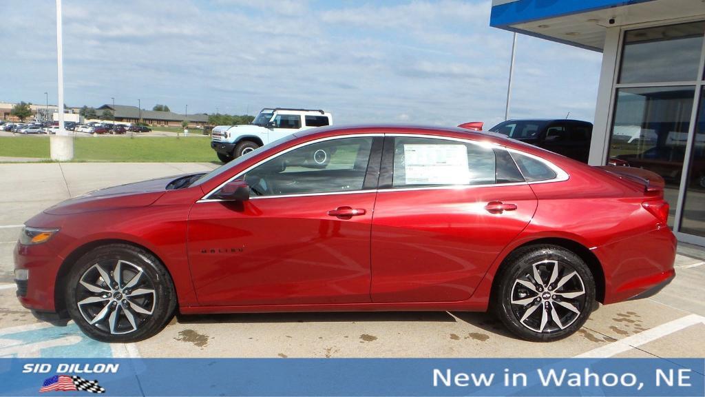 new 2025 Chevrolet Malibu car, priced at $28,122