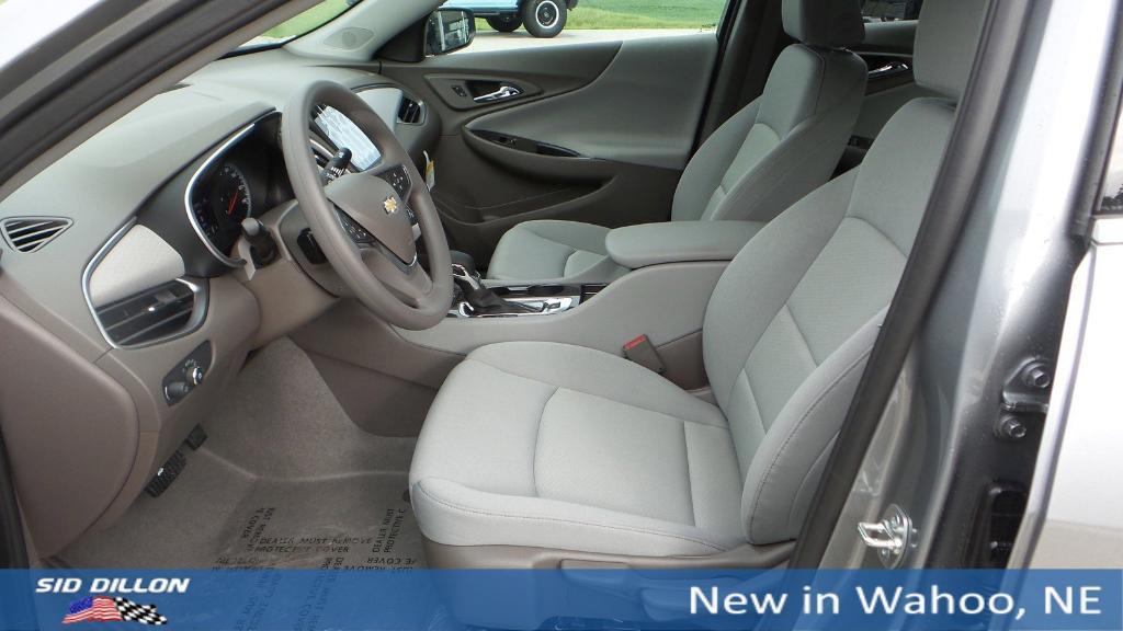 new 2025 Chevrolet Malibu car, priced at $27,245