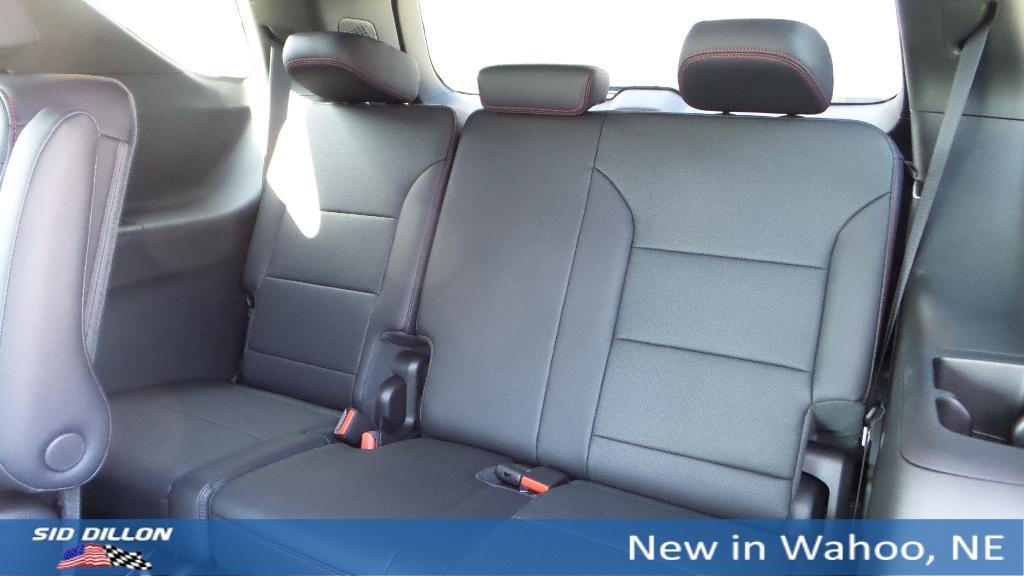new 2025 Chevrolet Traverse car, priced at $50,160
