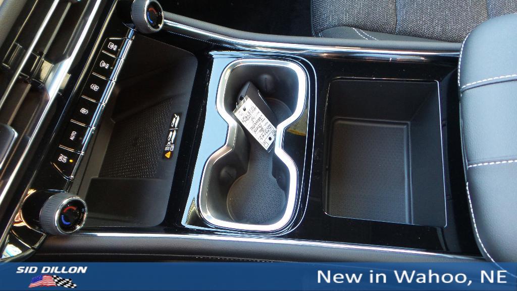 new 2026 Chevrolet Traverse car, priced at $45,920