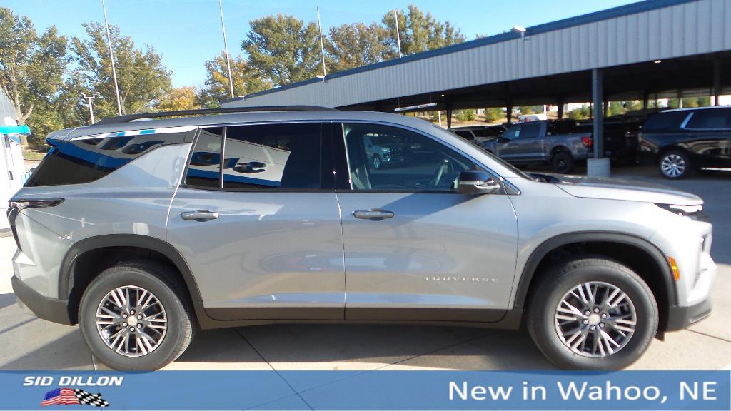 new 2026 Chevrolet Traverse car, priced at $45,920