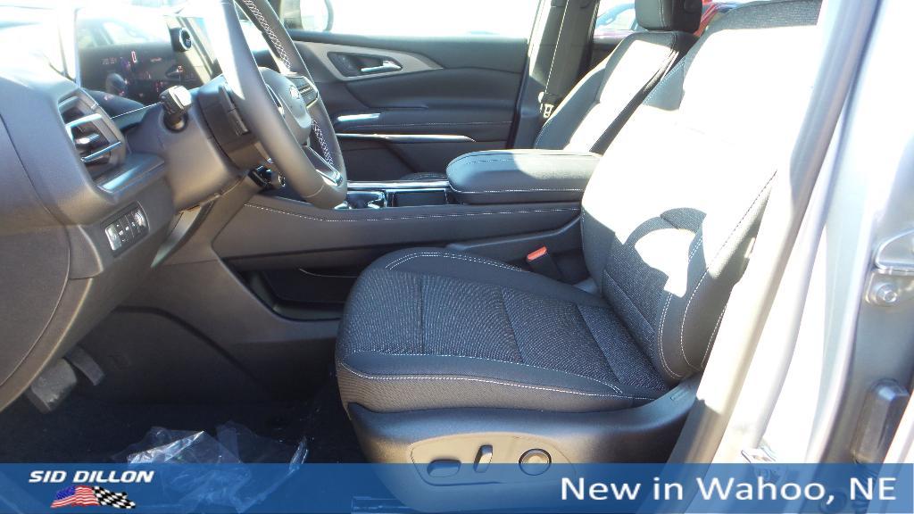 new 2026 Chevrolet Traverse car, priced at $45,920