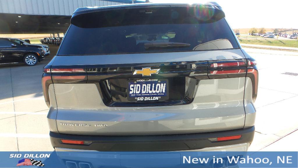 new 2026 Chevrolet Traverse car, priced at $45,920