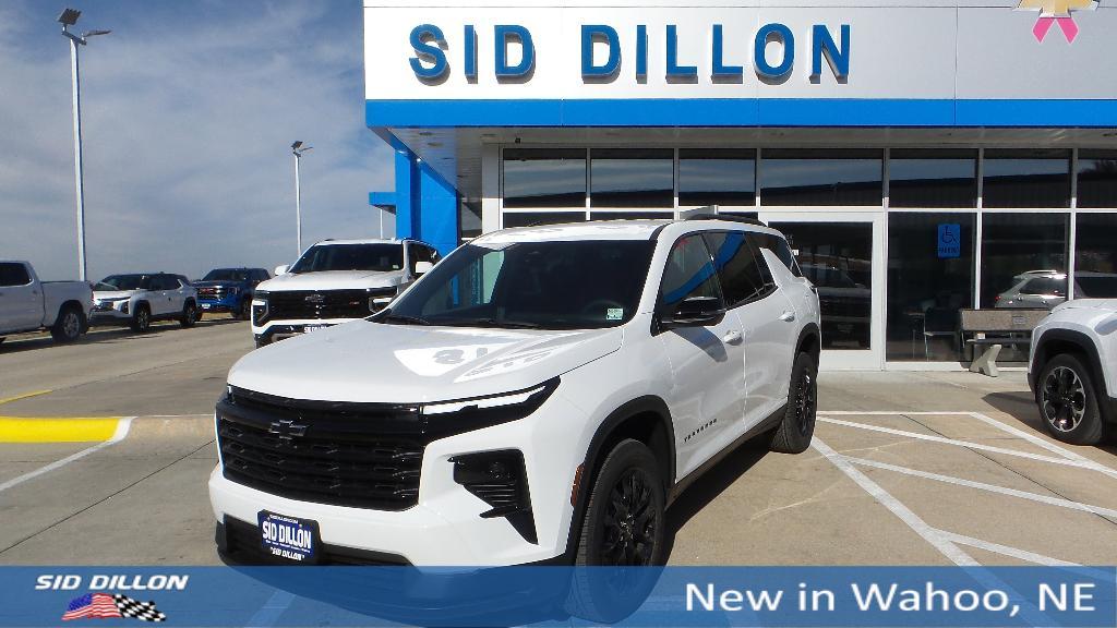 new 2026 Chevrolet Traverse car, priced at $48,205