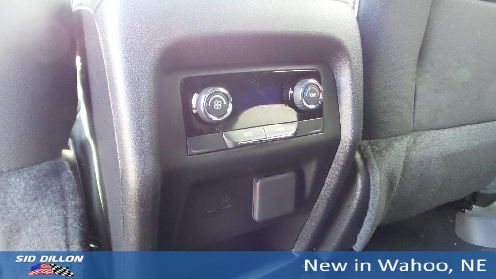 new 2026 Chevrolet Traverse car, priced at $48,205