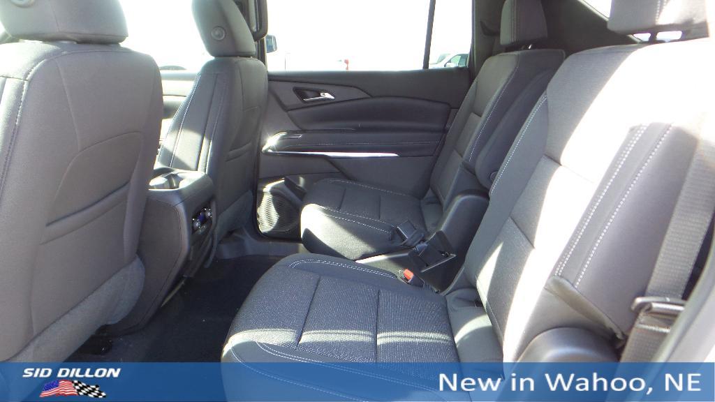 new 2026 Chevrolet Traverse car, priced at $48,205